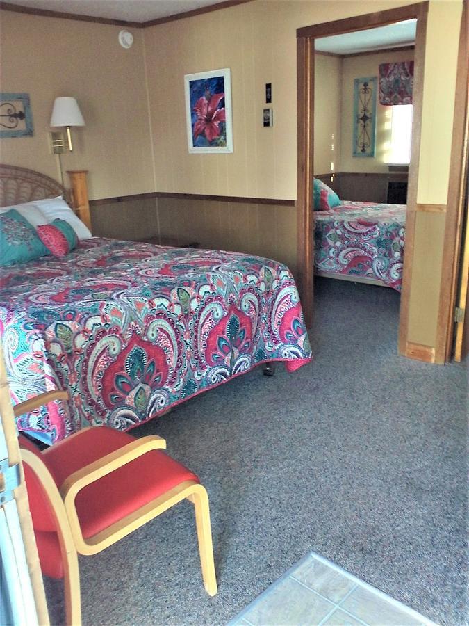 The Monarch Motel Cheboygan Exteriör bild